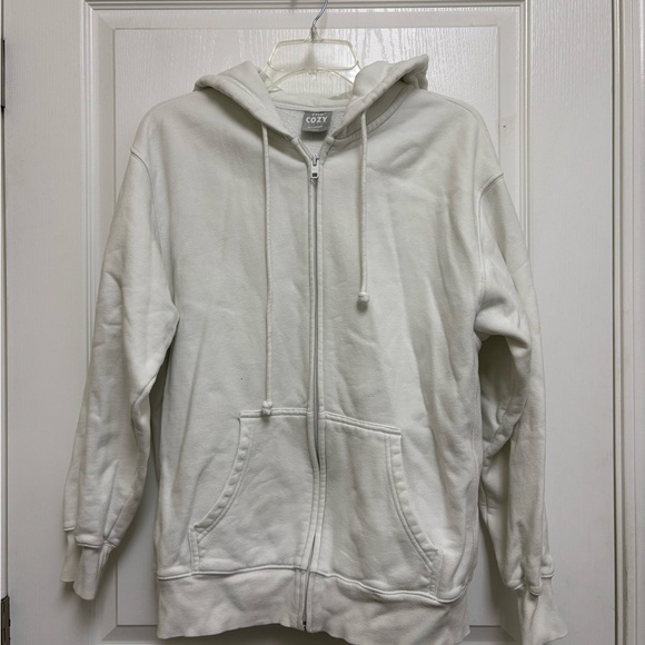 Aritzia Hoodie - Picture 3 of 4